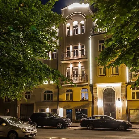 Lumiere Apartment *